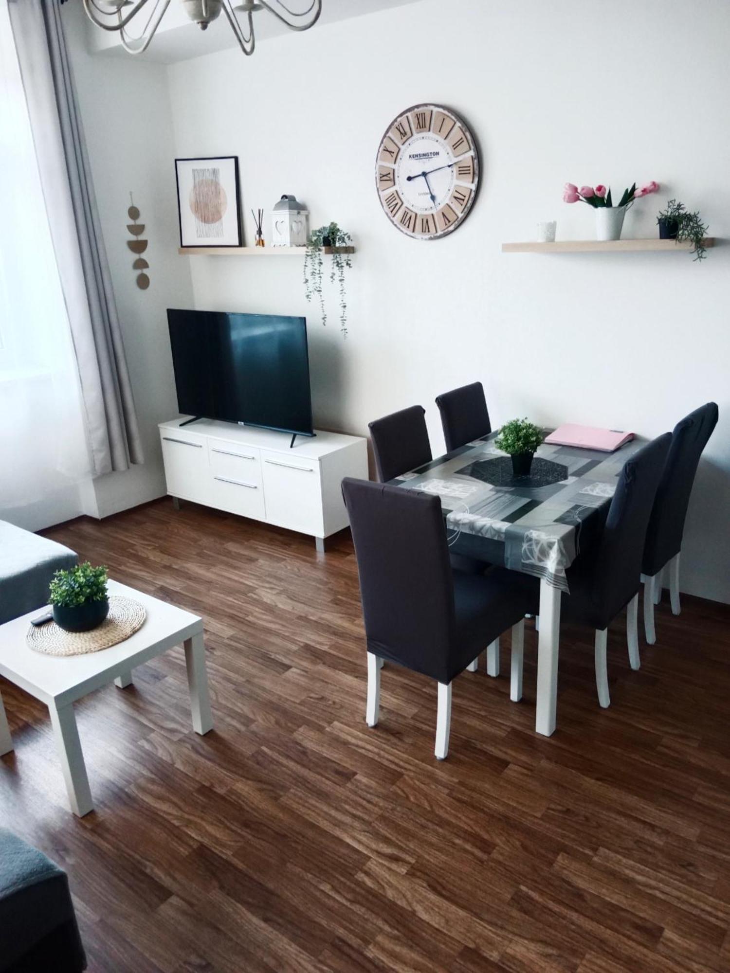 Apartman U Fontany Poděbrady Екстериор снимка